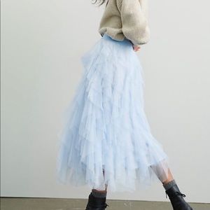 Anthropologie Ruffle Tulle Skirt. Sky blue/light blue. Size M.